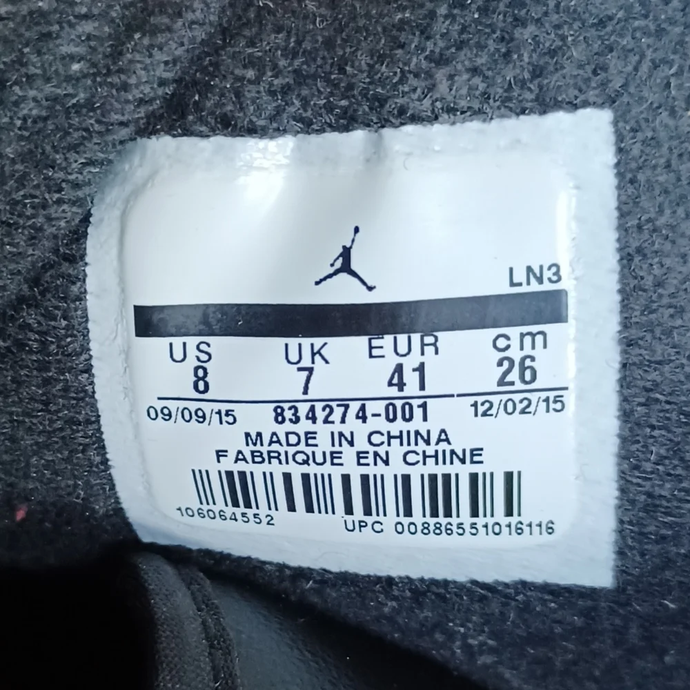 Nike Air Jordan 2 Retro